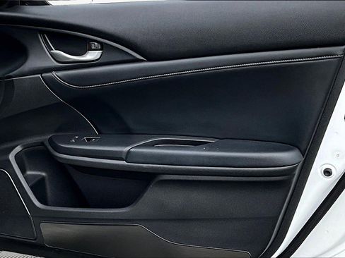 Used 2019 Honda Insight Touring image 27