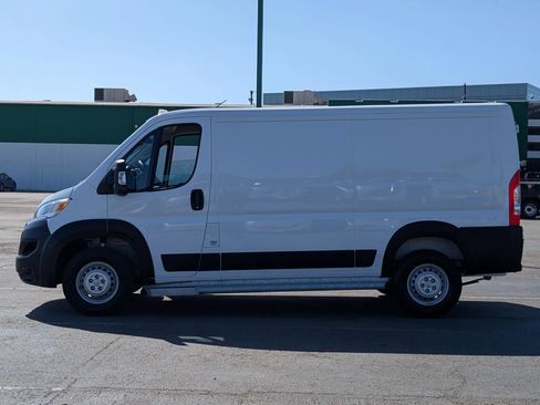 Used 2025 RAM ProMaster 2500 w/ U-Haul Equipment Group FWD image 4