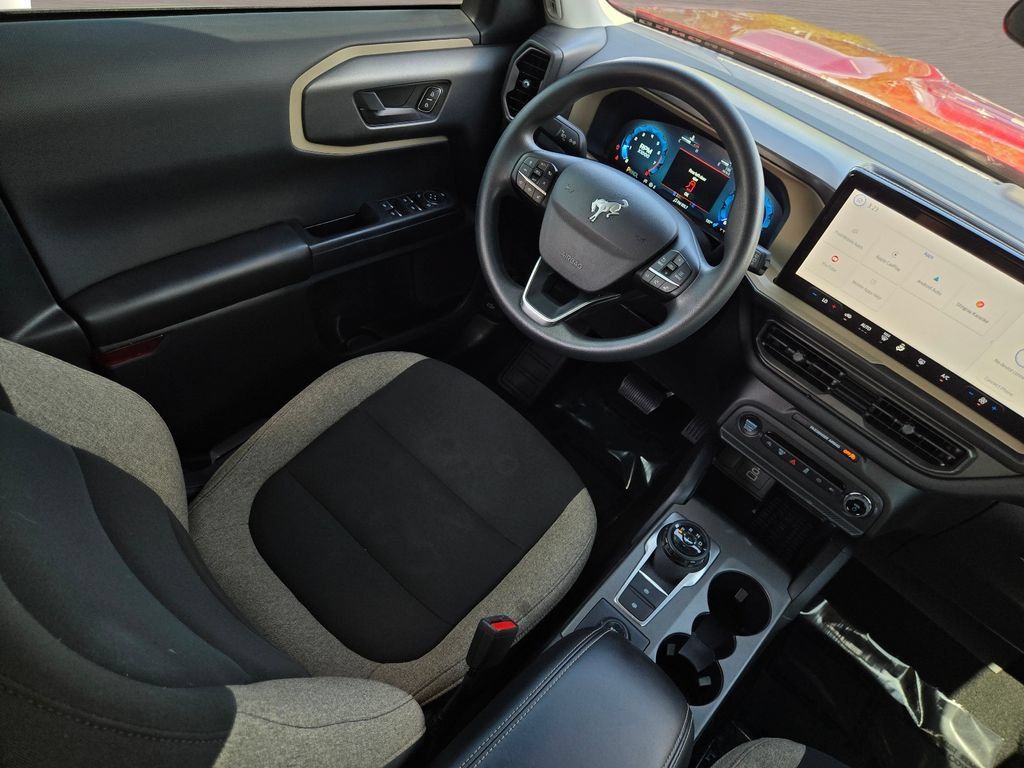 Used 2025 Ford Bronco Sport Big Bend AWD/4WD image 17