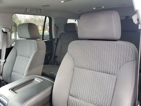 Used 2016 GMC Yukon SLE w/ Convenience Package AWD/4WD image 15