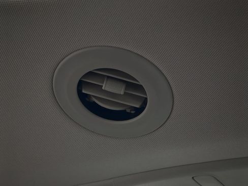 Used 2021 Chrysler Pacifica Limited FWD image 59