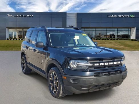 Used 2021 Ford Bronco Sport Outer Banks w/ Outer Banks Package (96D) image 4