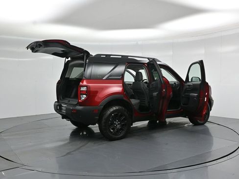 Certified 2025 Ford Bronco Sport Badlands image 6