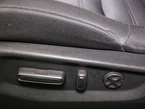 Used 2019 Honda CR-V EX image 43