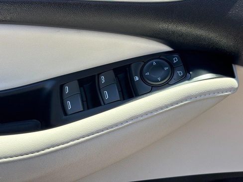 Certified 2023 Buick Enclave Essence w/ Experience Buick Package FWD image 17