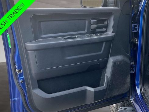 Used 2017 RAM 1500 Express RWD image 19