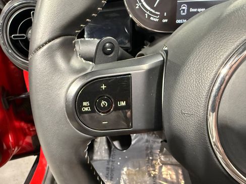 Used 2023 MINI Cooper S w/ Signature Upholstery Package image 37