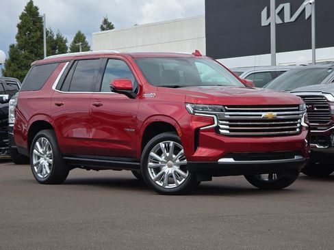 Used 2023 Chevrolet Tahoe High Country AWD/4WD image 2