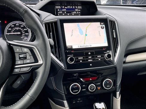 Used 2022 Subaru Forester Limited image 18