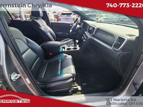 Used 2022 Kia Sportage Nightfall Edition w/ Nighfall AWD Premium Package image 25
