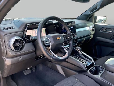 Used 2024 Chevrolet Colorado LT w/ LT Convenience Package II RWD image 17