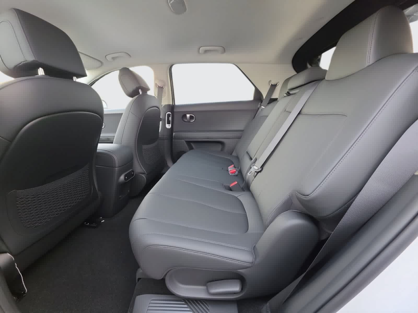 New 2027 Hyundai Ioniq 5 SEL RWD image 30