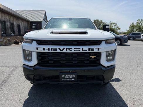 Used 2023 Chevrolet Silverado 2500 Custom AWD/4WD image 10