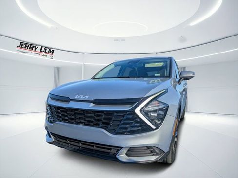 Used 2023 Kia Sportage EX FWD image 6