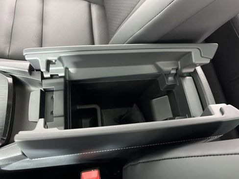 New 2026 Nissan Rogue SV image 28