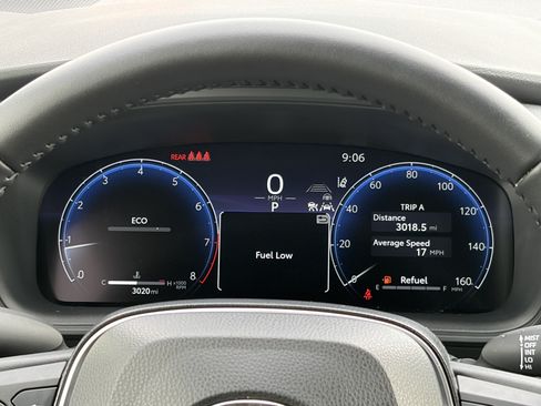 Certified 2026 Toyota Corolla SE w/ SE Package FWD image 19