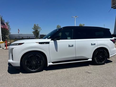 Certified 2026 INFINITI QX80 4WD w/ Premium Cargo Package image 2