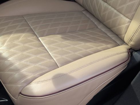 Used 2024 Cadillac Lyriq Sport w/ Nappa Leather Package image 17