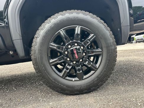 Used 2025 GMC Sierra 2500 AT4 w/ AT4 Premium Plus Package AWD/4WD image 20