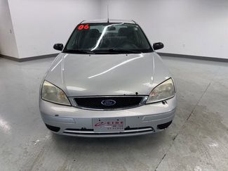 Used 2006 Ford Focus ZX4 Sedan video 3