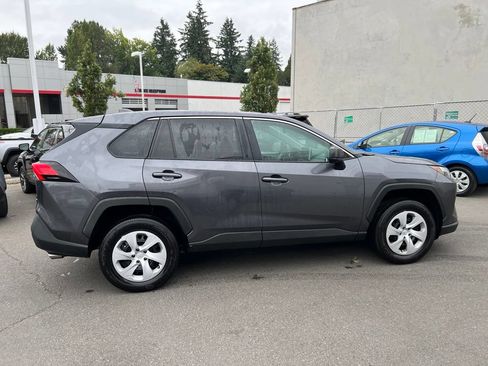 Used 2024 Toyota RAV4 LE AWD/4WD image 2