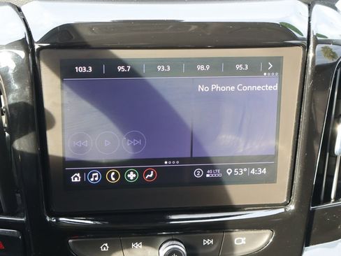 Used 2020 Chevrolet Traverse LT w/ Driver Confidence II Package image 30