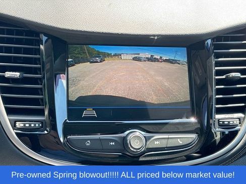 Used 2018 Chevrolet Trax LT w/ LT Convenience Package AWD/4WD image 25