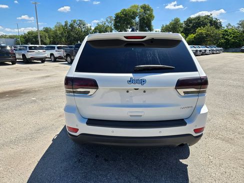 Used 2022 Jeep Grand Cherokee Laredo E RWD image 5