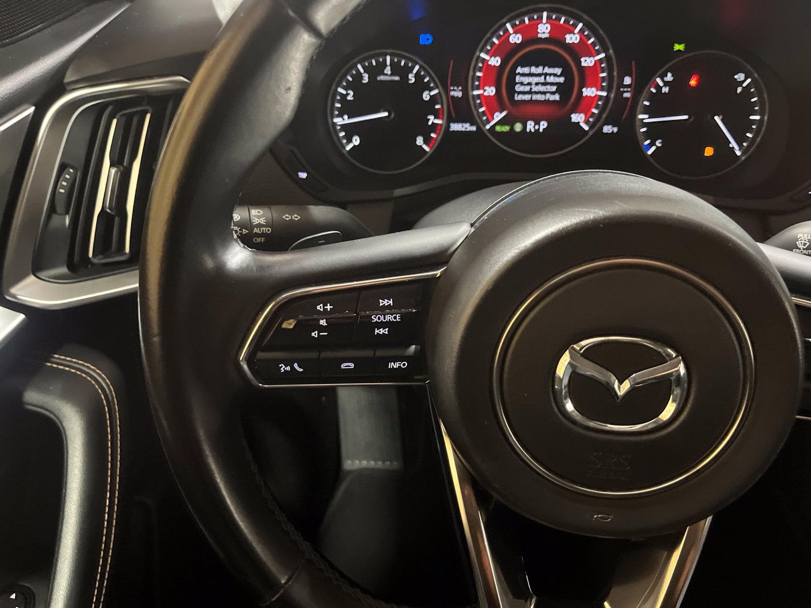 Certified 2025 MAZDA CX-70 3.3 Turbo w/ Preferred Package AWD/4WD image 21