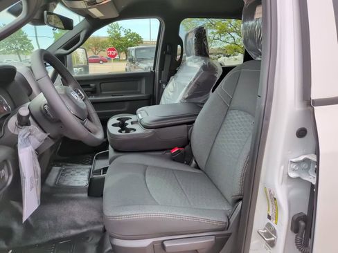 New 2026 RAM 5500 Tradesman AWD/4WD image 23