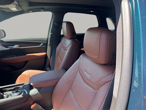 New 2026 Cadillac XT5 Premium Luxury w/ Driver Assist Package FWD image 32