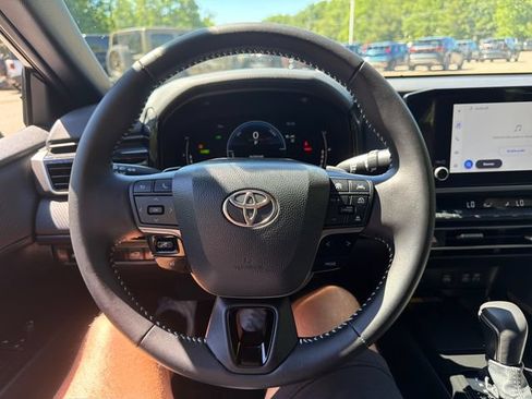 Certified 2026 Toyota Camry SE FWD image 28