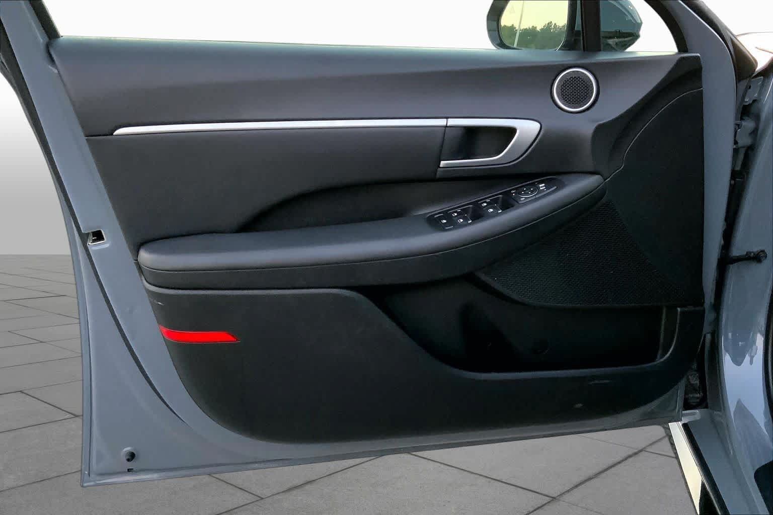 Used 2024 Hyundai Sonata SEL FWD image 18