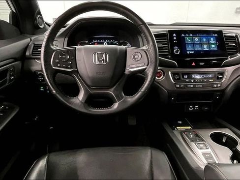 Used 2025 Honda Passport EX-L image 6