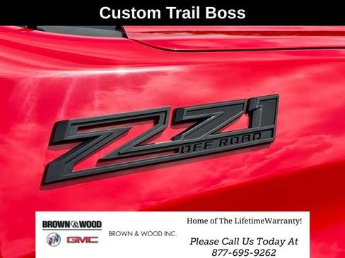 Used 2021 Chevrolet Silverado 1500 Custom Trail Boss w/ LPO, Dark Essentials Package AWD/4WD image 15