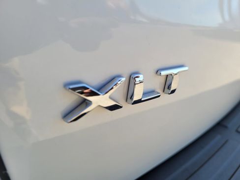 Used 2024 Ford Expedition XLT AWD/4WD image 29