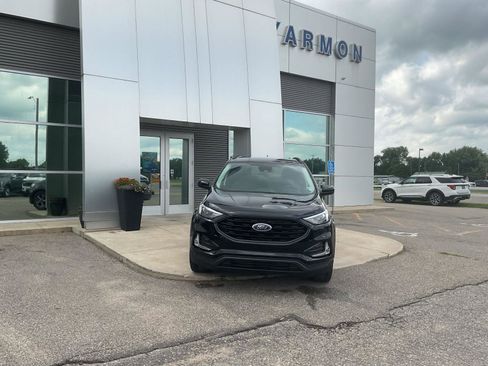 Used 2023 Ford Edge SEL w/ Sport Appearance Package image 8