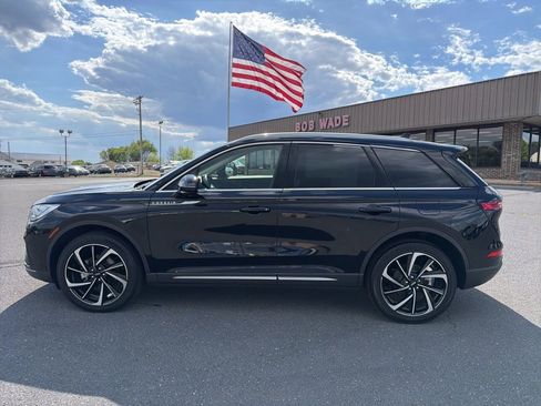 Certified 2023 Lincoln Corsair Reserve w/ Equipment Group 202A AWD/4WD image 3