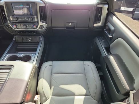 Used 2017 Chevrolet Silverado 1500 LTZ Z71 image 21