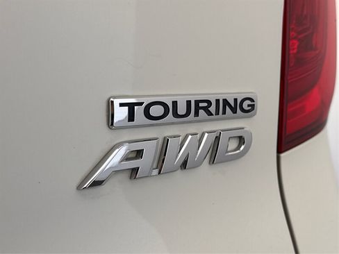 Used 2018 Honda Pilot Touring image 22