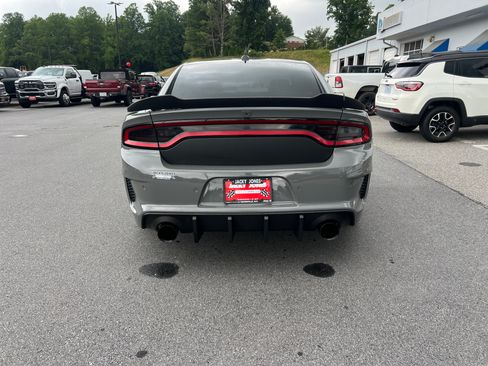 Used 2023 Dodge Charger Scat Pack RWD image 2