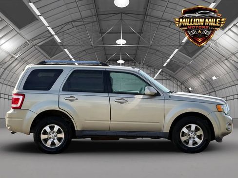 Used 2010 Ford Escape Limited AWD/4WD image 7