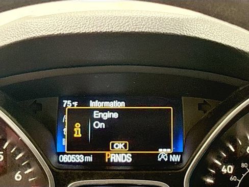 Used 2017 Ford Escape SE AWD/4WD image 10