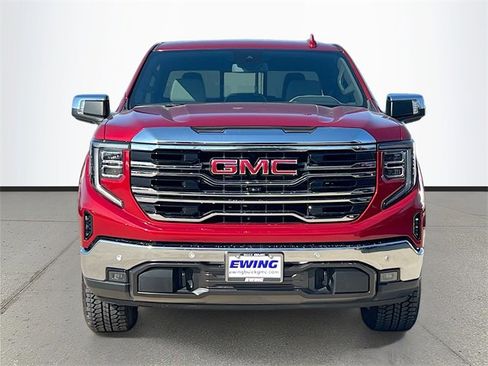 New 2026 GMC Sierra 1500 SLT image 2