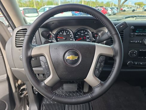 Used 2013 Chevrolet Silverado 1500 LT image 13