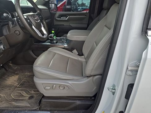 Used 2023 GMC Sierra 1500 SLT w/ SLT Premium Package image 14