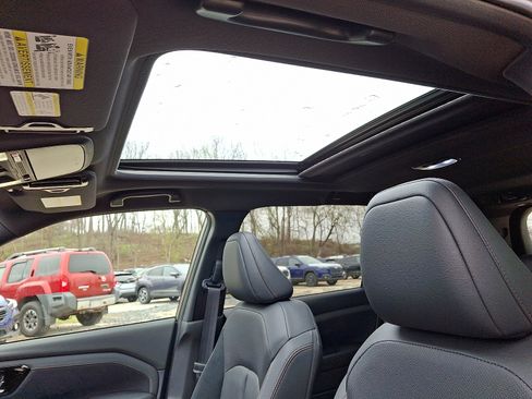 Used 2025 Subaru Forester Touring w/ Touring Package image 14