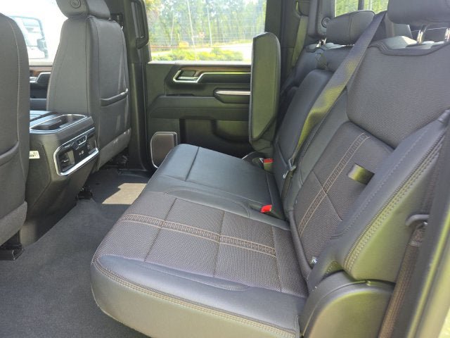 Used 2025 Chevrolet Silverado 2500 High Country w/ High Country Premium Package AWD/4WD image 19