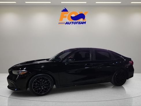 Used 2022 Honda Civic Sport image 2