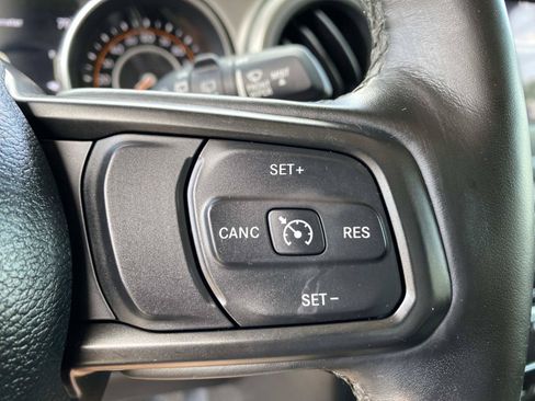 Used 2021 Jeep Wrangler Unlimited Sport AWD/4WD image 19